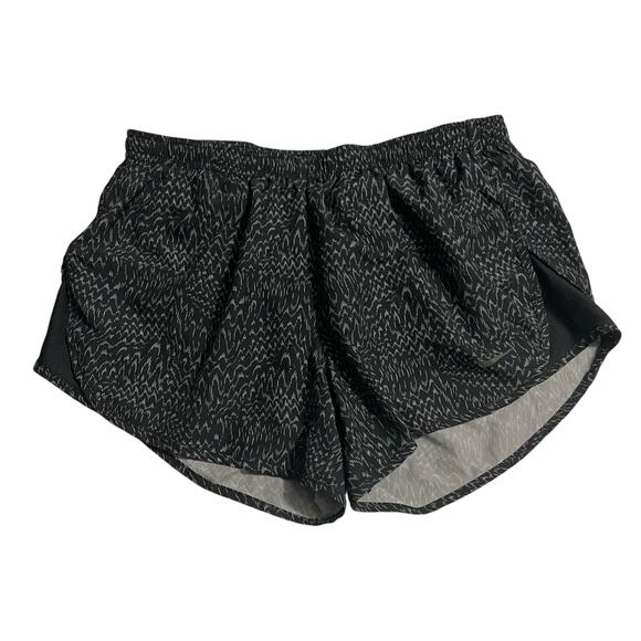 Nike Womens Athletic Shorts Small Black Print Tempo Dri Fit Lined Running Gym - Picture 1 of 12